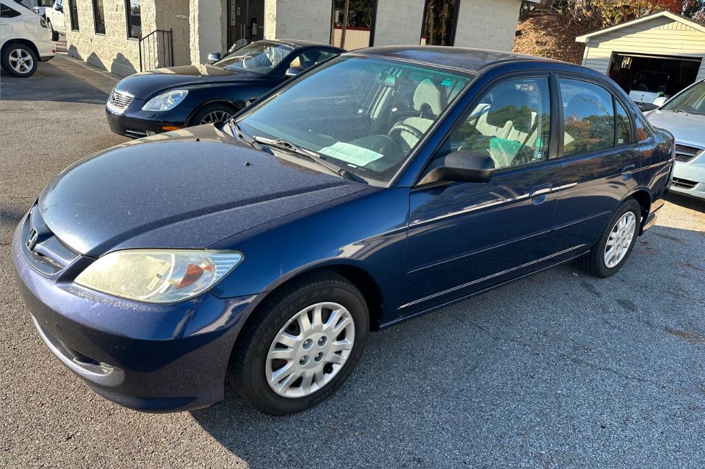 2004 Honda Civic LX's photo